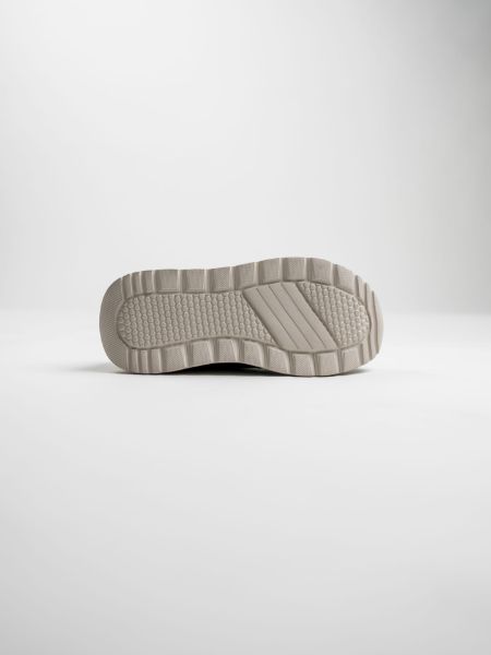 AERO - OLIVE resmi