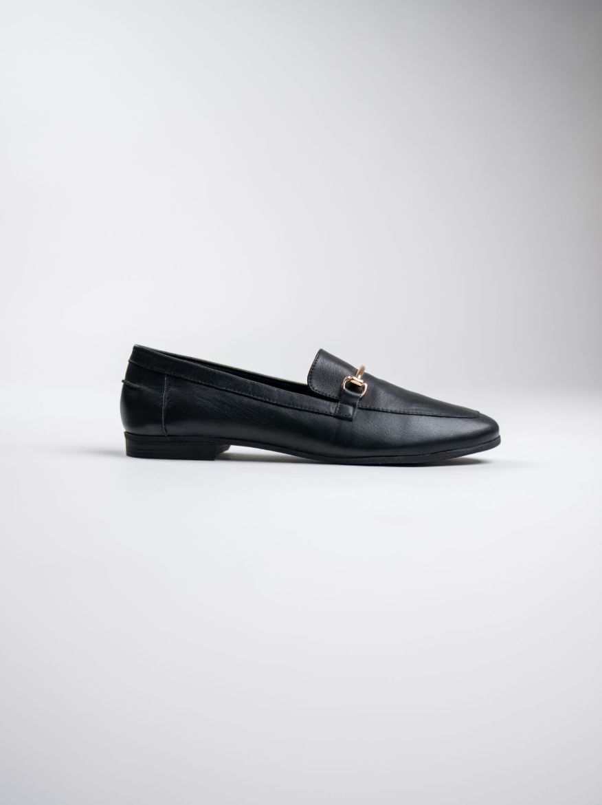 ARDEN - STUDIO BLACK resmi