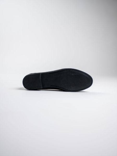 ARDEN - STUDIO BLACK resmi