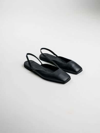 NORA - STUDIO BLACK resmi