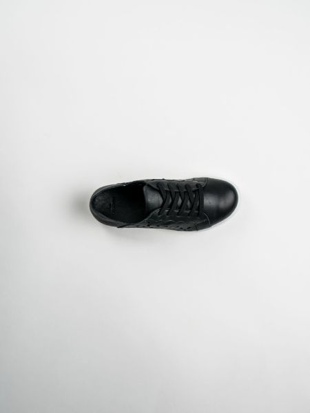 ORNELLA - STUDIO BLACK resmi