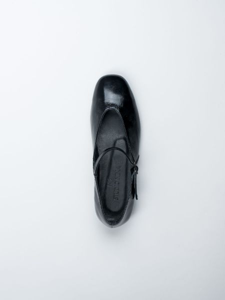 FLEUR - PATENT BLACK resmi