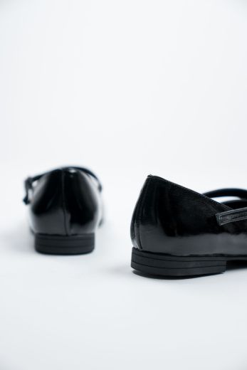 FLEUR - PATENT BLACK resmi