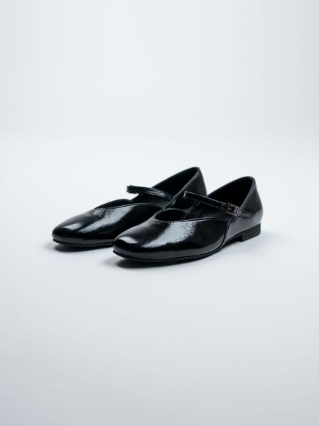 FLEUR - PATENT BLACK resmi
