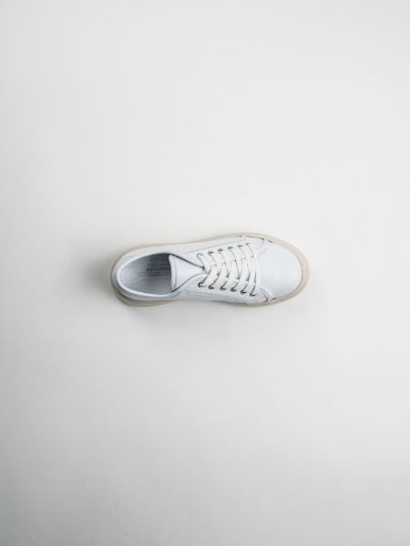 RISE - WHITE resmi