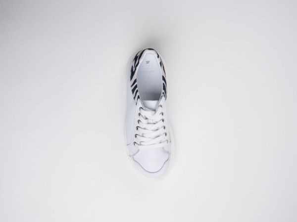 URBAN SAFARI - ZEBRA WHITE resmi